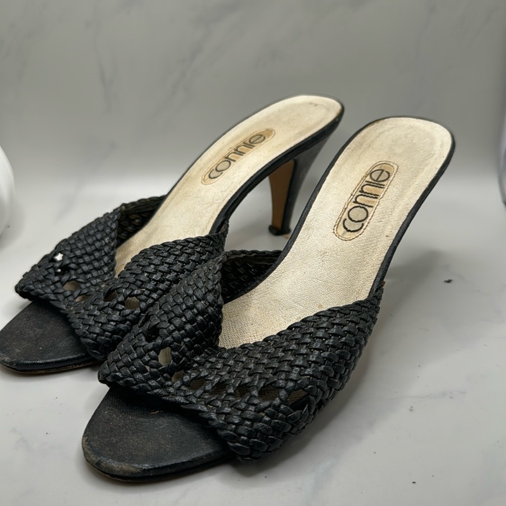 Connie heel slides 5 1/2